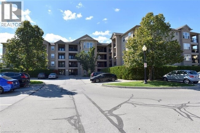 Building Photo - 2035 Appleby Line