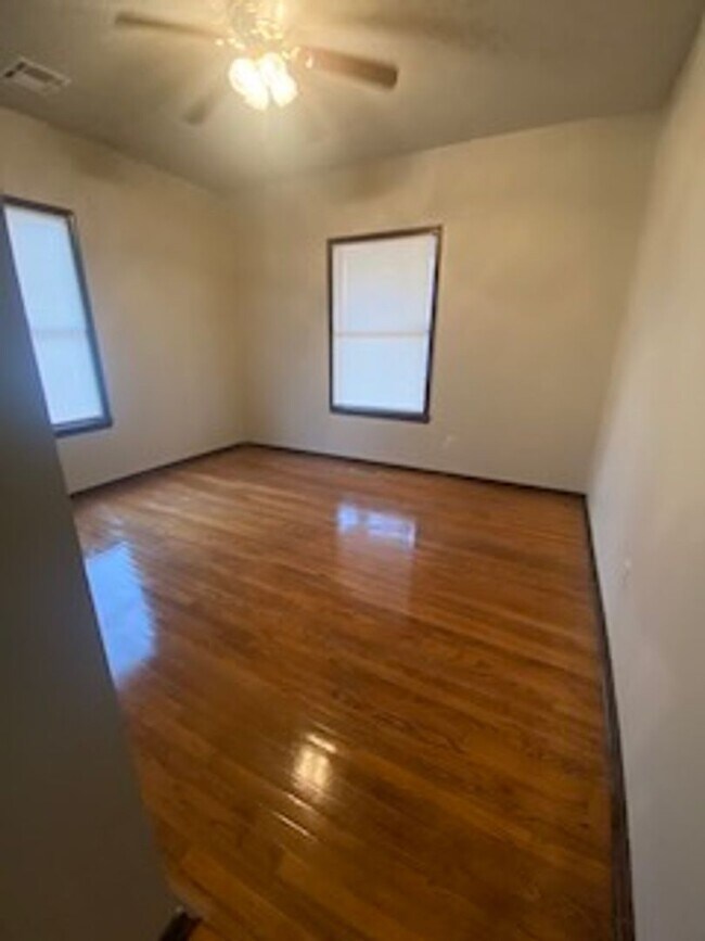 Foto del edificio - Available Now!  Putnam Heights West!  $109...