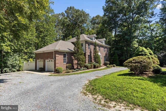 Building Photo - 28920 Livingston Dr