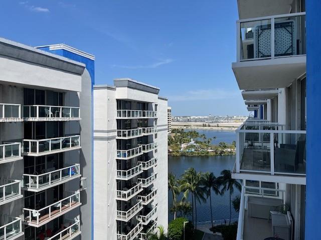 Foto del edificio - 5085 NW 7th St