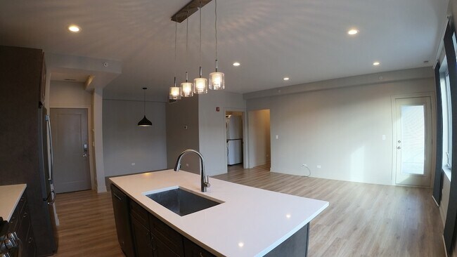 Foto del edificio - 5001 Prospect Ave