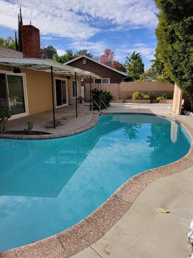 Foto del edificio - Charming 1950's Home in Encino, CA