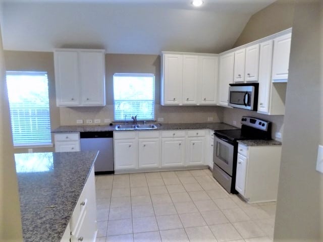 Building Photo - 14111 Austin Hollow Ct