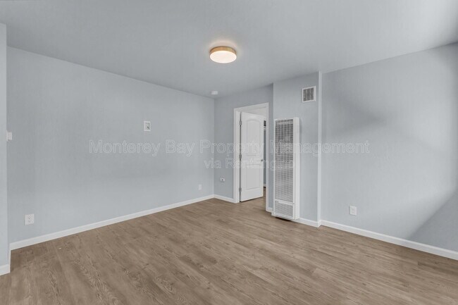 Foto del edificio - 3248 Fitzgerald Cir