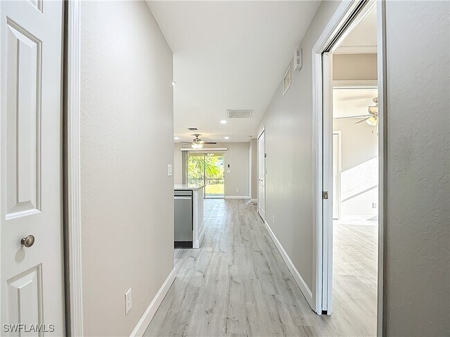 Building Photo - 4906 Majorca Palms Dr