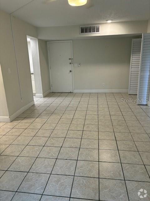Building Photo - 716 Oakgrove Dr