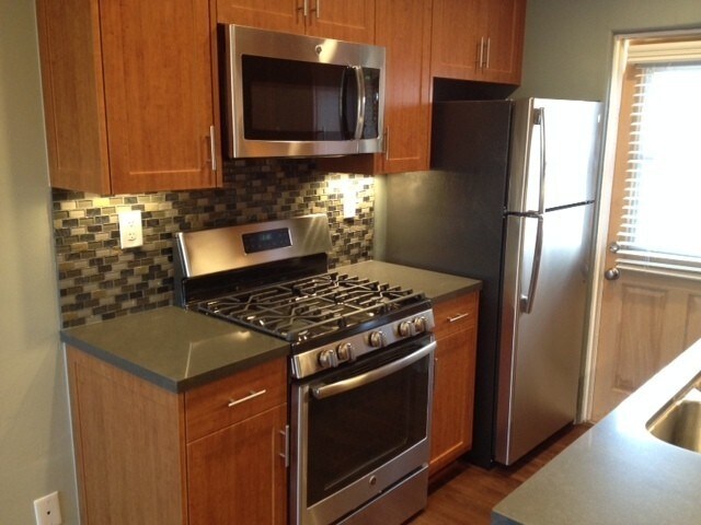 Foto principal - 4979 W Point Loma Blvd