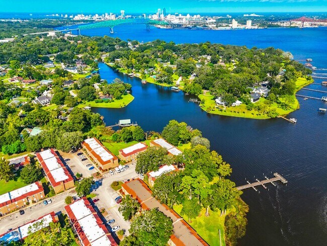 Foto del edificio - 5201 Atlantic Blvd