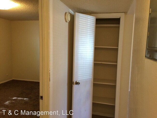 Foto del edificio - 600-604 Chama St SE