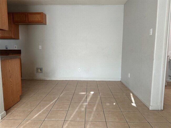 Foto del edificio - 5434 Cherie Crest Ct