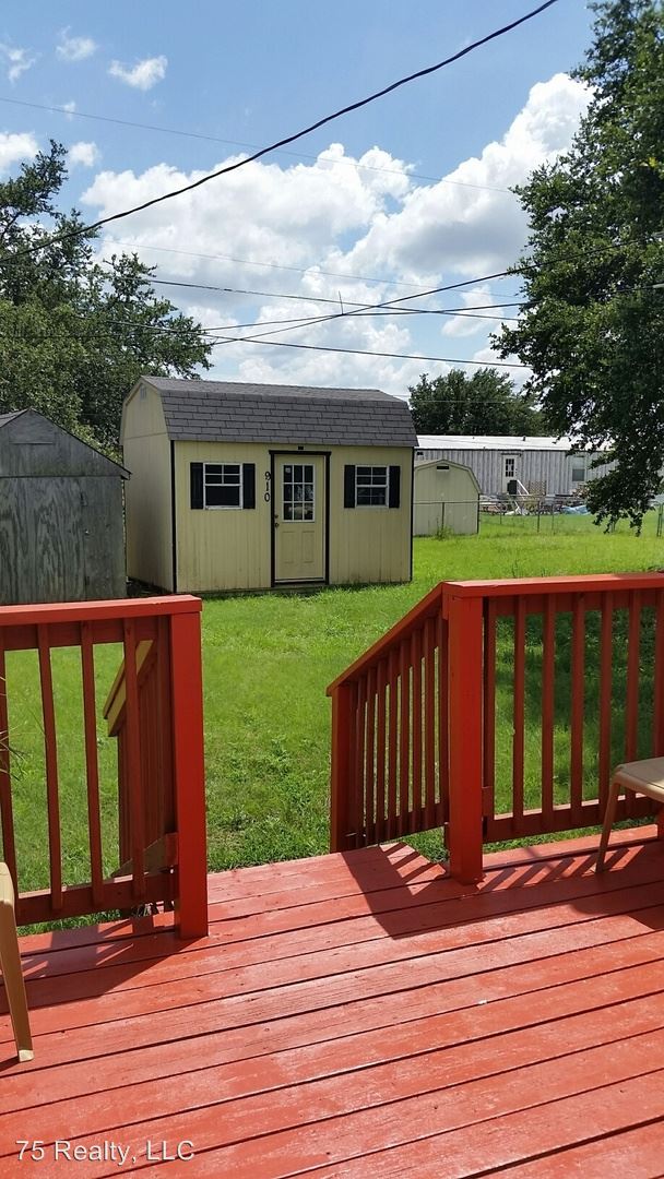 Building Photo - 1411 Mohican Trl
