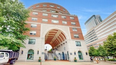 Building Photo - 150 Staniford St