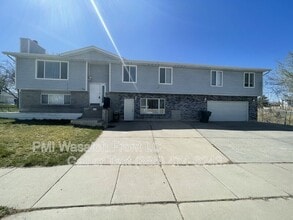 Building Photo - 9140 Judd Ln