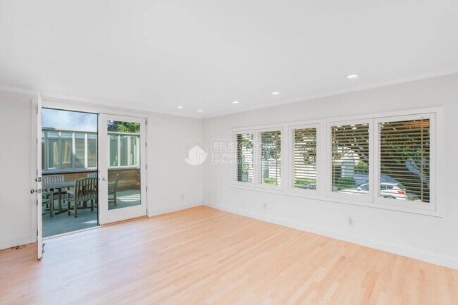 Foto del edificio - 2701 Broderick St