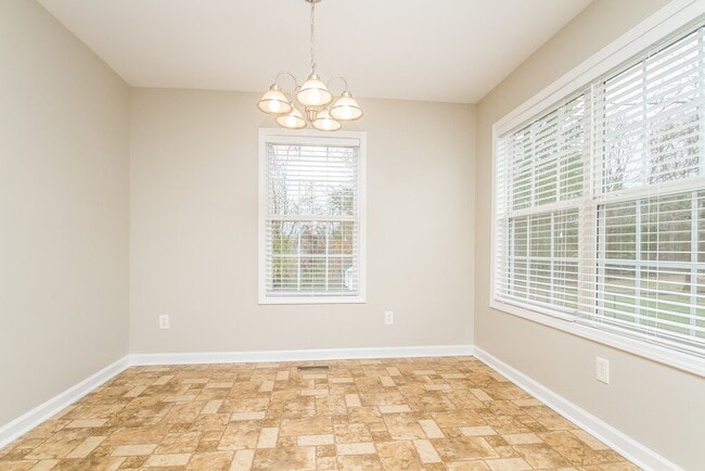 Building Photo - 3615 Stevens Bend Dr