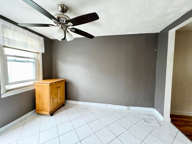 Foto del edificio - 230 Quincy Shore Dr