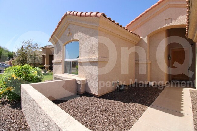 Foto del edificio - 770 W Cherrywood Dr