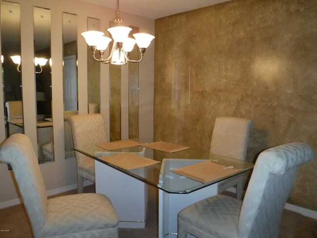 Foto del edificio - 101 Bent Tree Dr