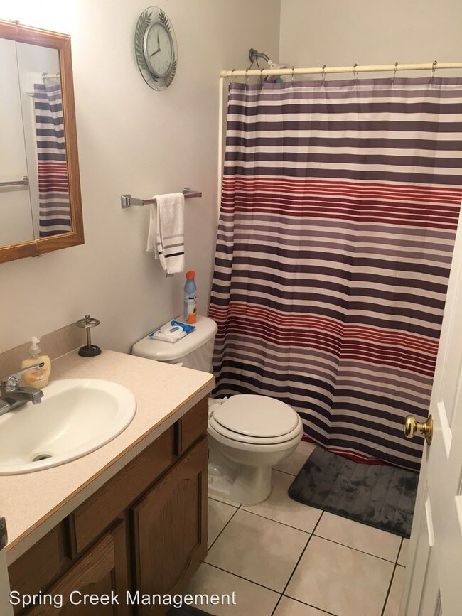 Foto del edificio - 163 N Center St