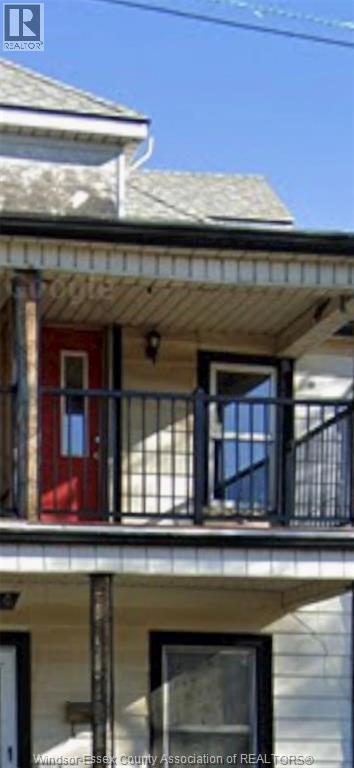 Building Photo - 924 Pierre Ave