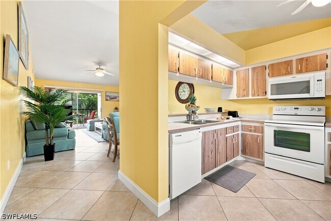 Foto del edificio - 13090 Cross Creek Ct