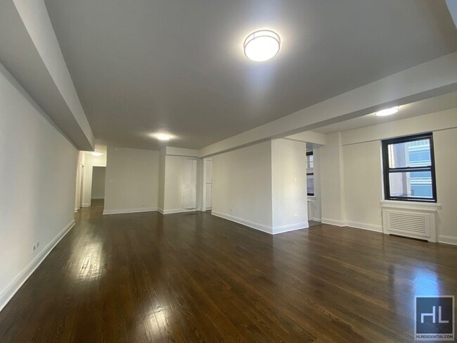 Building Photo - EAST 57 STREET