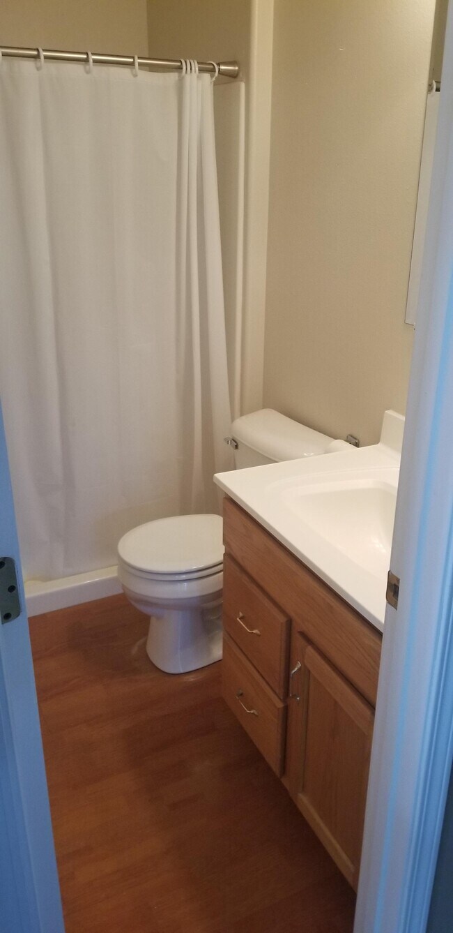 Foto del edificio - 1709 Lynnwood Dr