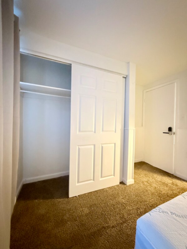 Foto del edificio - 2708 W 98th Dr