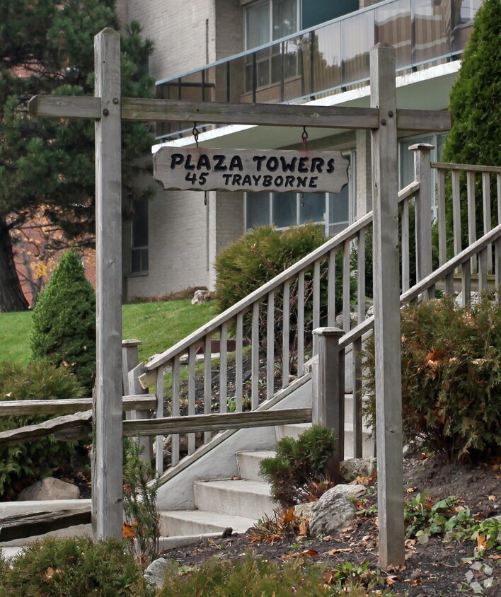 Building Photo - Trayborn Heights