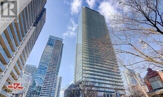 Building Photo - 3-1203 Gloucester St