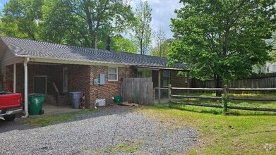 Building Photo - 1816 Balfour Ln