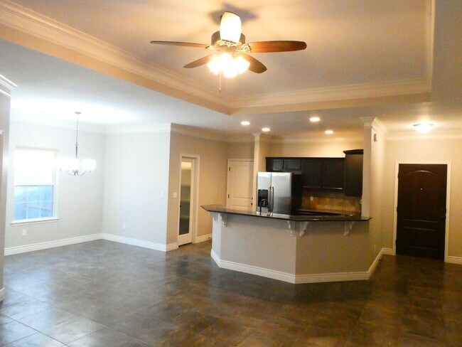 Foto del edificio - 3 bedroom 2 bath home- Quail Creek Subdivi...