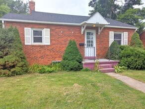 Building Photo - 506 Manassas Ave