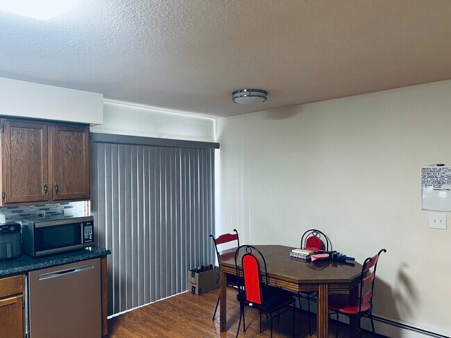 Building Photo - 36 Longo Dr