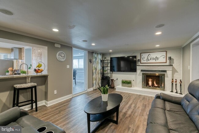 Foto del edificio - 1206 Riggs Ct