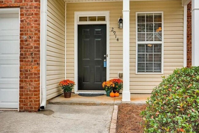 Building Photo - 2914 Greyhawk Ln