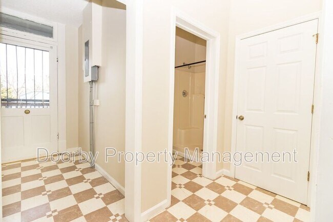 Foto del edificio - 1815 Bailey Ave