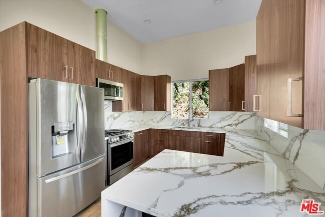 Building Photo - 19545 San Jose St