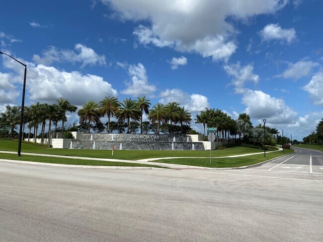 Foto del edificio - 12049 SW Jasper Lake Way