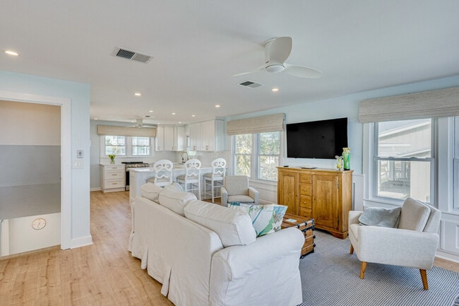 Foto del edificio - 1718 S Fletcher Ave