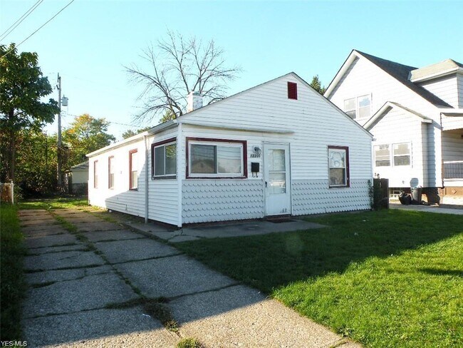 Building Photo - 12205 Emery Ave