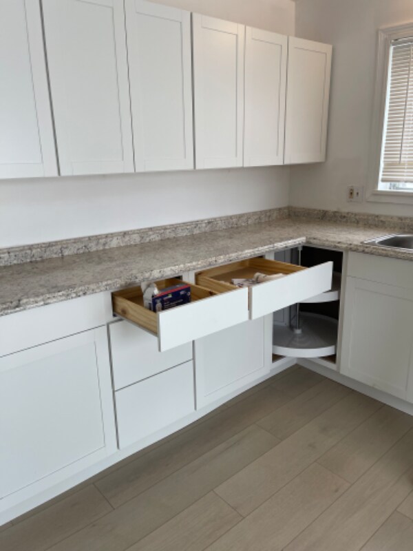 Foto del edificio - 28368 Rosemont St
