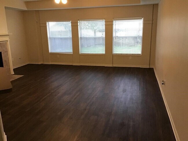 Foto del edificio - 1830 Arrowhead Ct