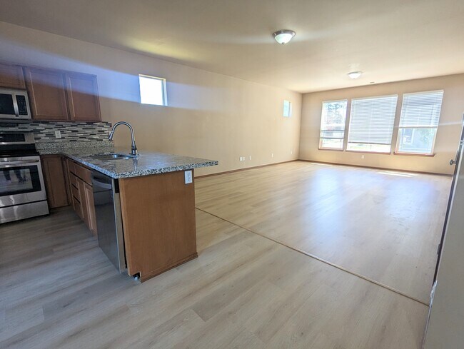 Foto del edificio - 2123 182nd St E