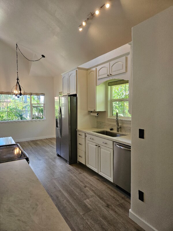 Building Photo - 75 Halili Ln