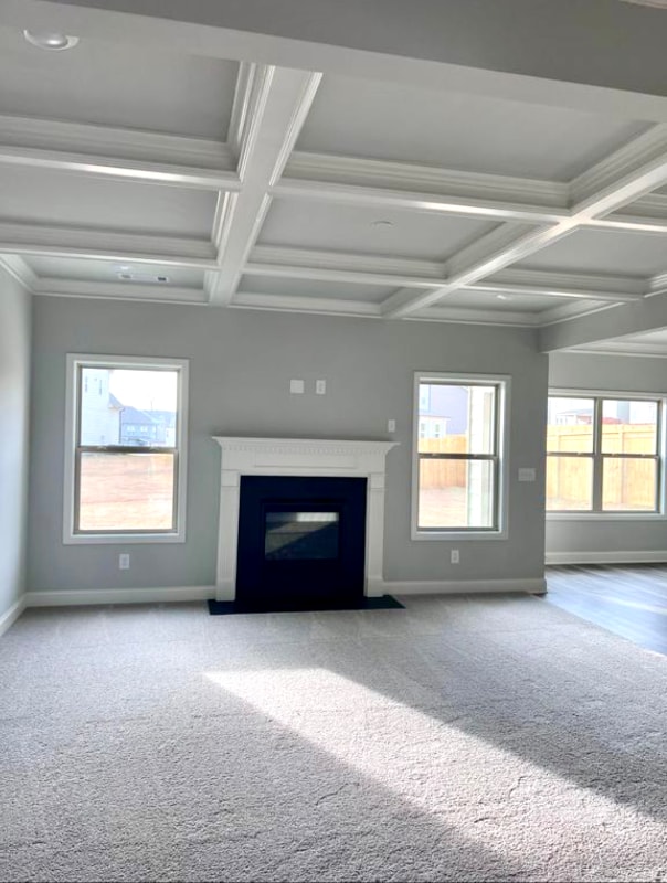 Building Photo - 4425 Silver Oak Dr