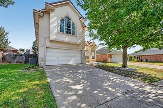 Building Photo - 8728 Lariat Cir