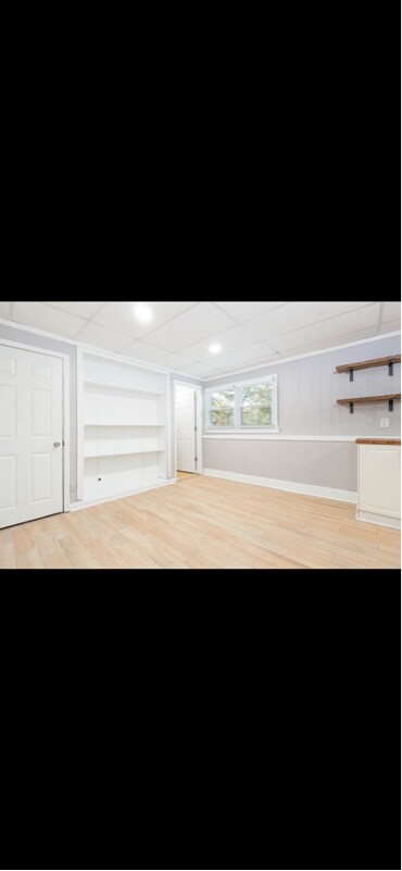 Foto del edificio - 225 Willow Lake Ln