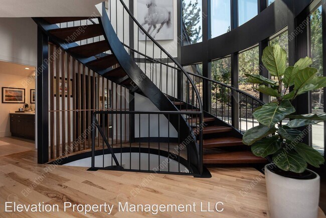 Foto del edificio - 3 br, 3 bath House - 1215 NW Foxwood