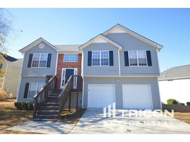 Building Photo - 2525 Lake Royale Drive Riverdale GA